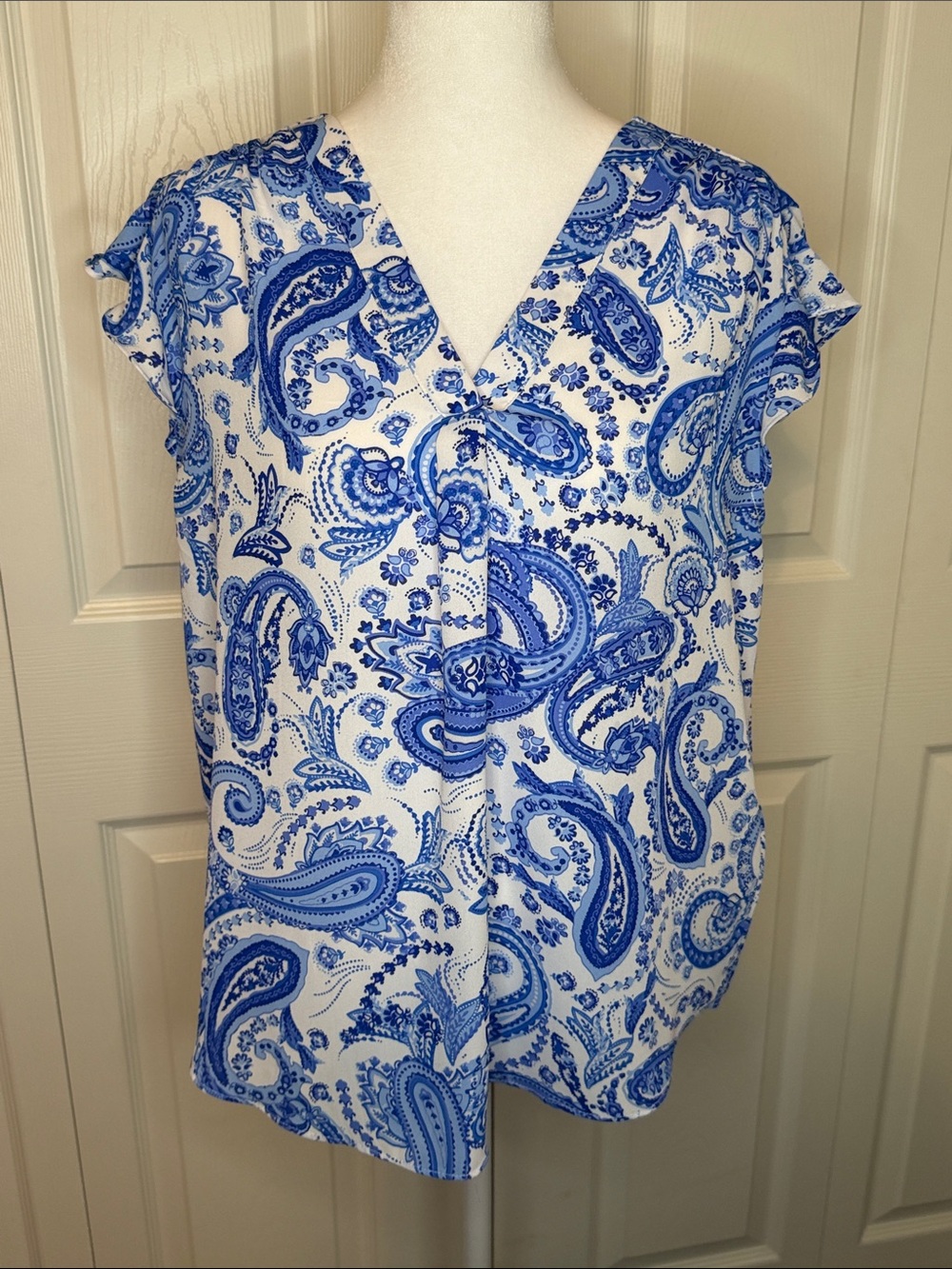 Chaus Blue and White Paisley V-Neck Blouse